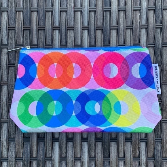 Nwot kapitza x CLINIQUE Multi Circle Print Cosmetic Bag - Picture 1 of 14